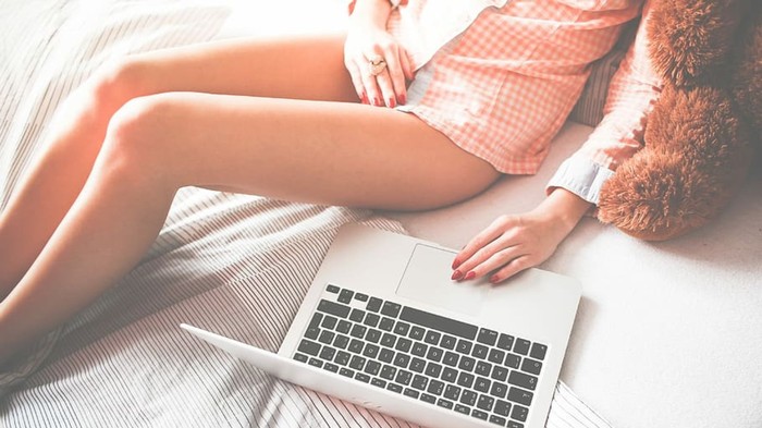 35 Percent of Men and 17 Percent of Women Masturbate While ‘Working From Home’